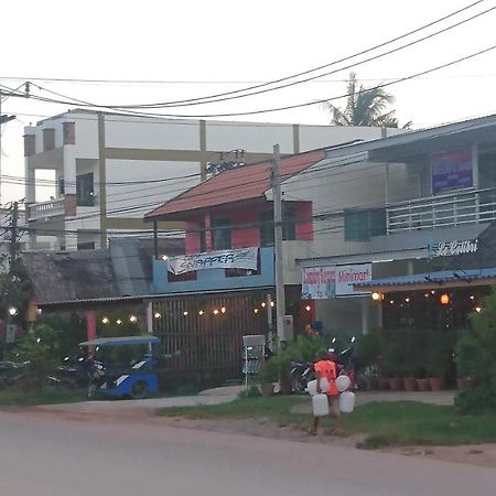 Easy Rooms And Minimart Ko Lanta Eksteriør bilde