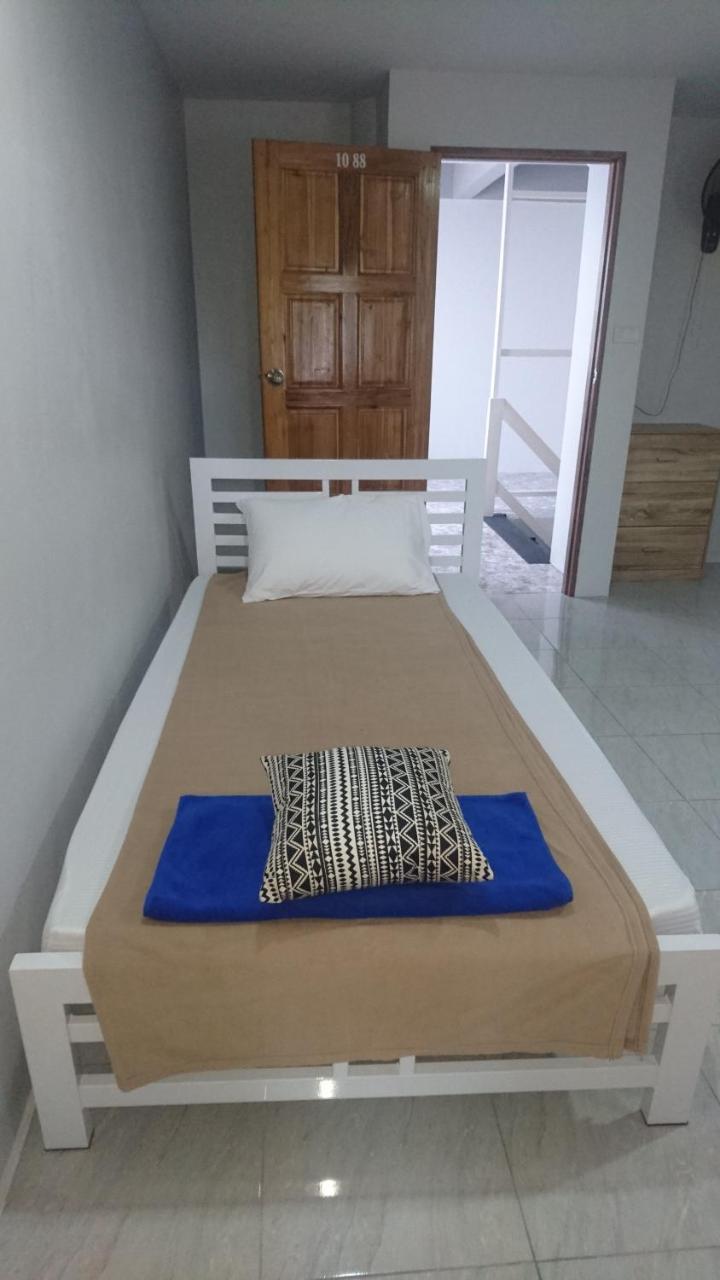 Easy Rooms And Minimart Ko Lanta Eksteriør bilde