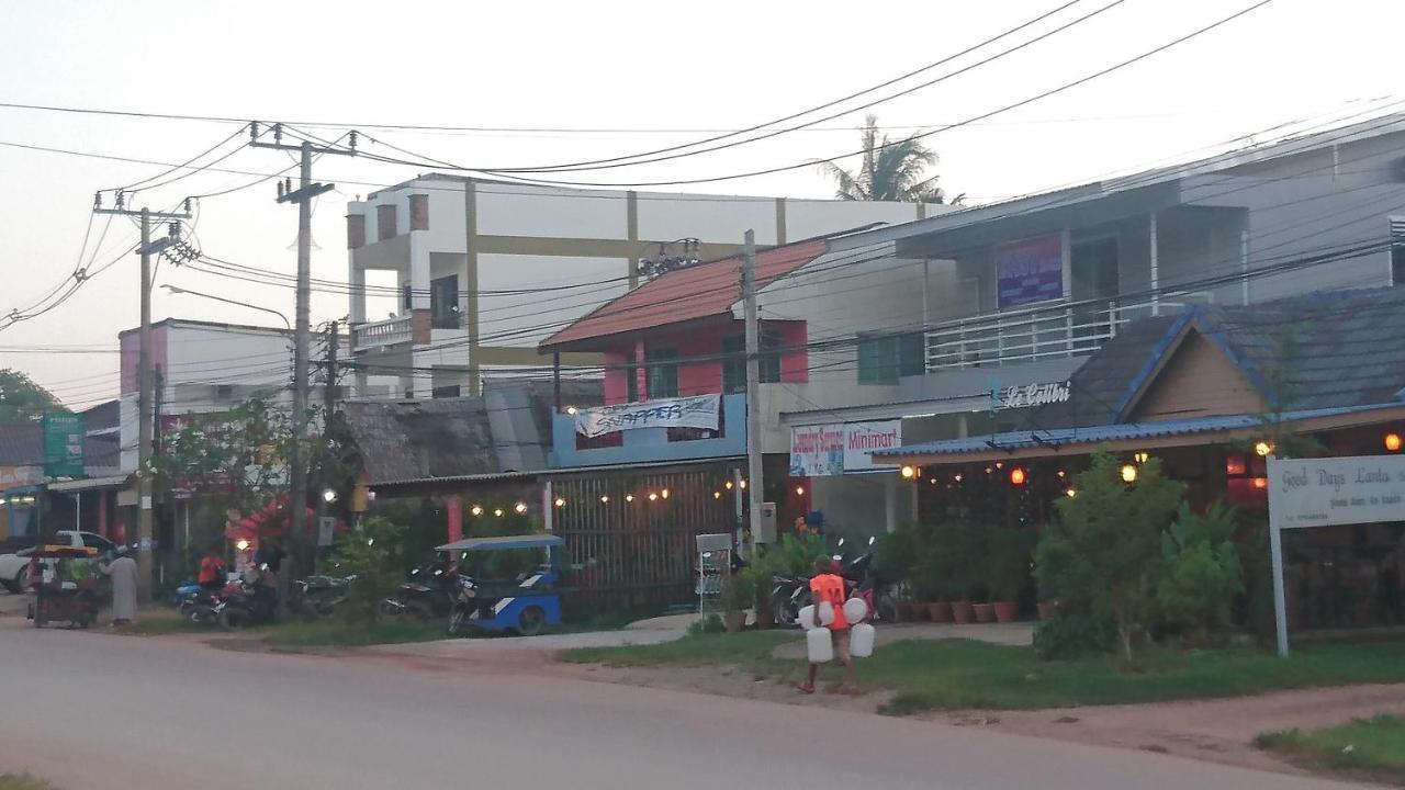 Easy Rooms And Minimart Ko Lanta Eksteriør bilde