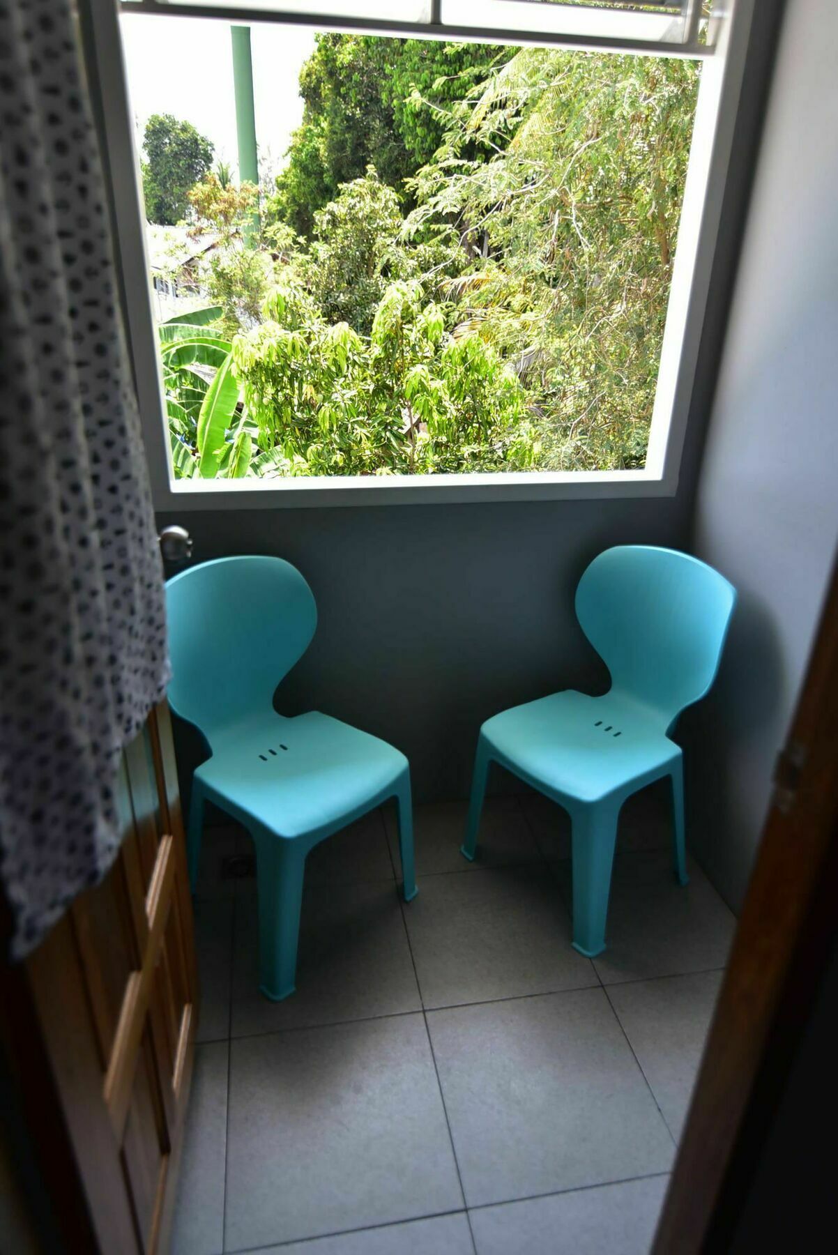 Easy Rooms And Minimart Ko Lanta Eksteriør bilde